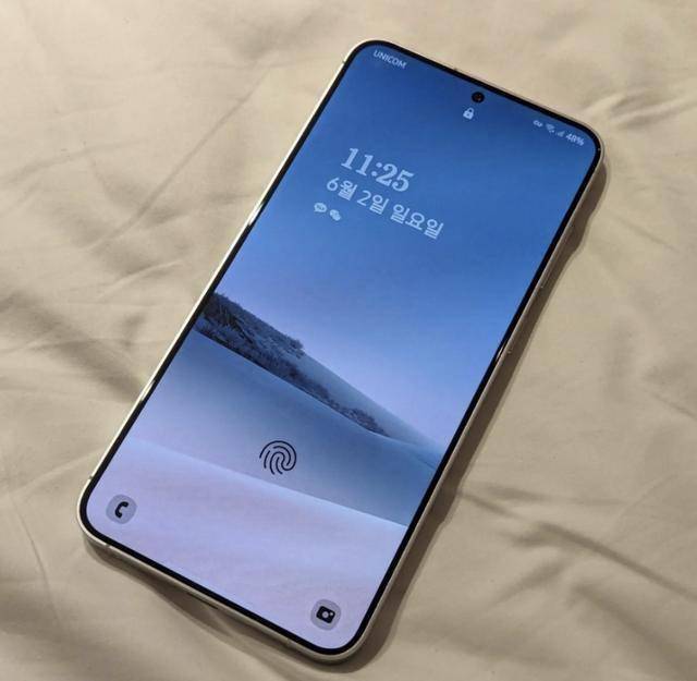 one SE3第一华为Pocket 2入围m6米乐十部公认最好的10款小屏手机iPh(图1)