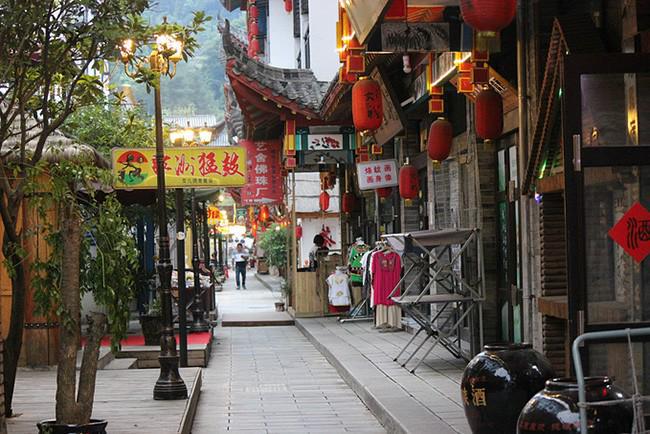 纯玩价格多少详细线路一份超全攻略！米乐m6网站去恩施5日游本地参团(图3)